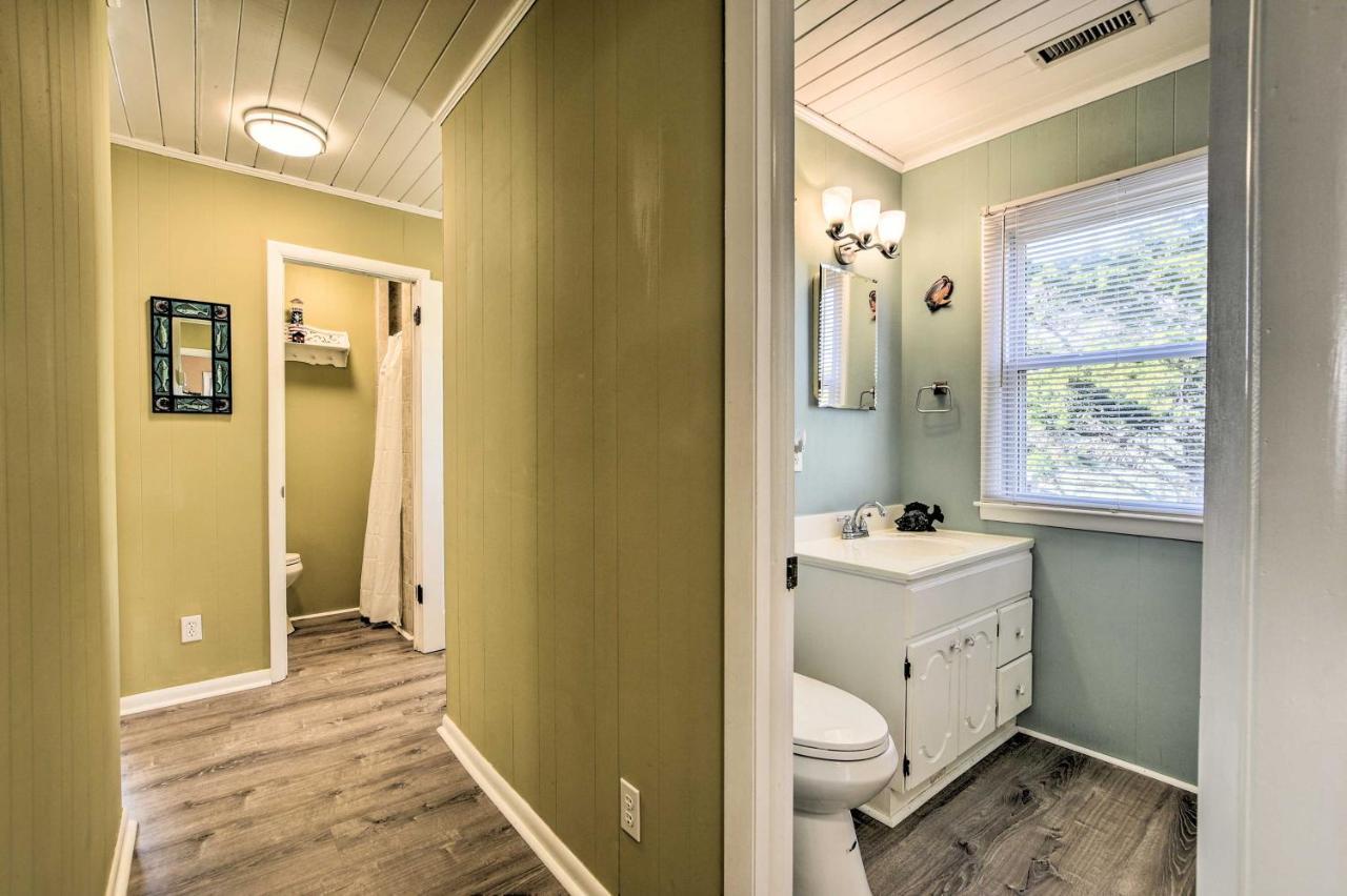 Holden Beach Family Abode - Steps To Ocean! Exterior photo